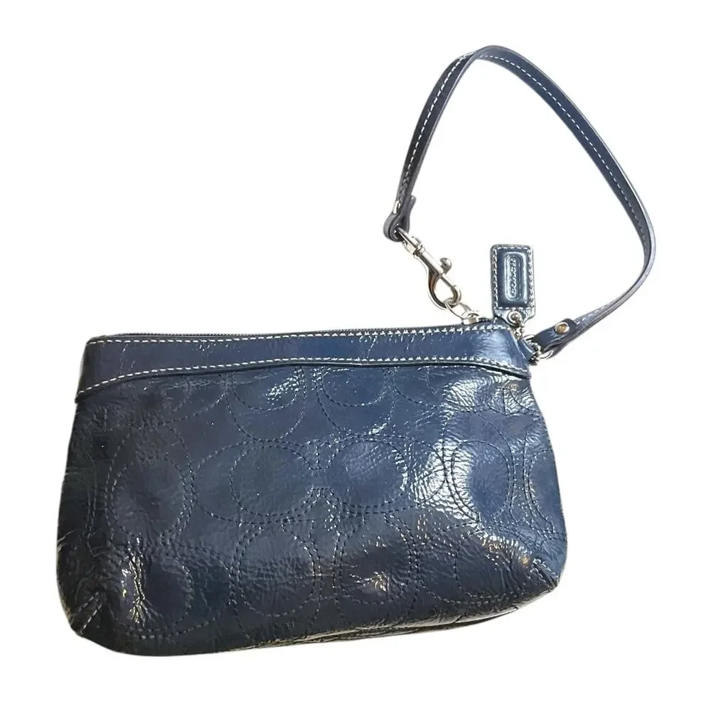 Coach Purse Dark‎ Blue Patent Leather Wristlet Clutch Eyelet Logo Zip Strap